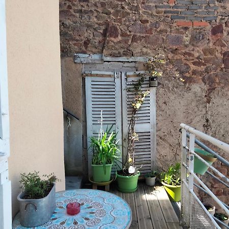 Les Chambres Hautes D'Anastasia Родез Екстер'єр фото